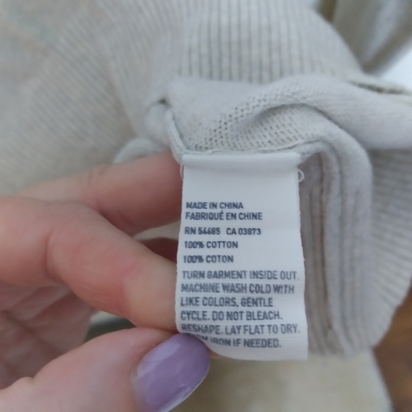 American Eagle Men's VNeck Light Gray Cotton Athletic Fit Pullover Sweater Small - Picture 10 of 10